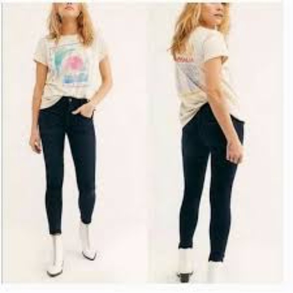 Free People Ivy Mid Rise Released Hem Skinny Jean - Picture 1 of 10